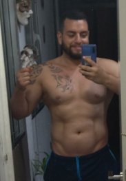 Héctor_hung_Spain